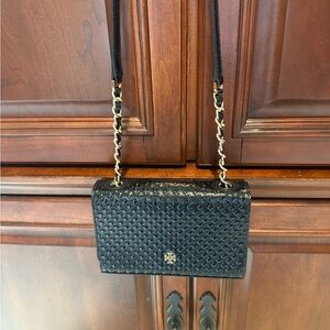 Elegant Black Patent Leather Chain Bag